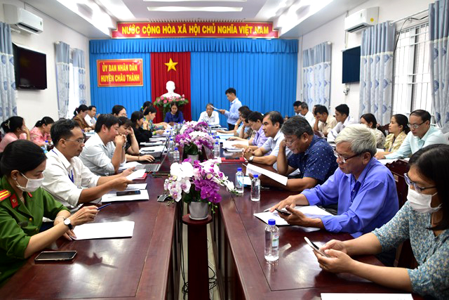 Đoàn Kiểm tra liên ngành tỉnh Trà Vinh kiểm tra công tác cải cách hành chính năm 2023 tại UBND huyện Châu Thành