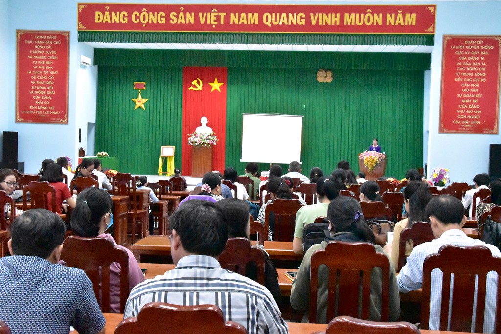 Trung tâm Chính trị huyện Châu Thành khai giảng lớp bồi dưỡng cập nhật kiến thức cho cán bộ, đảng viên cơ sở năm 2023