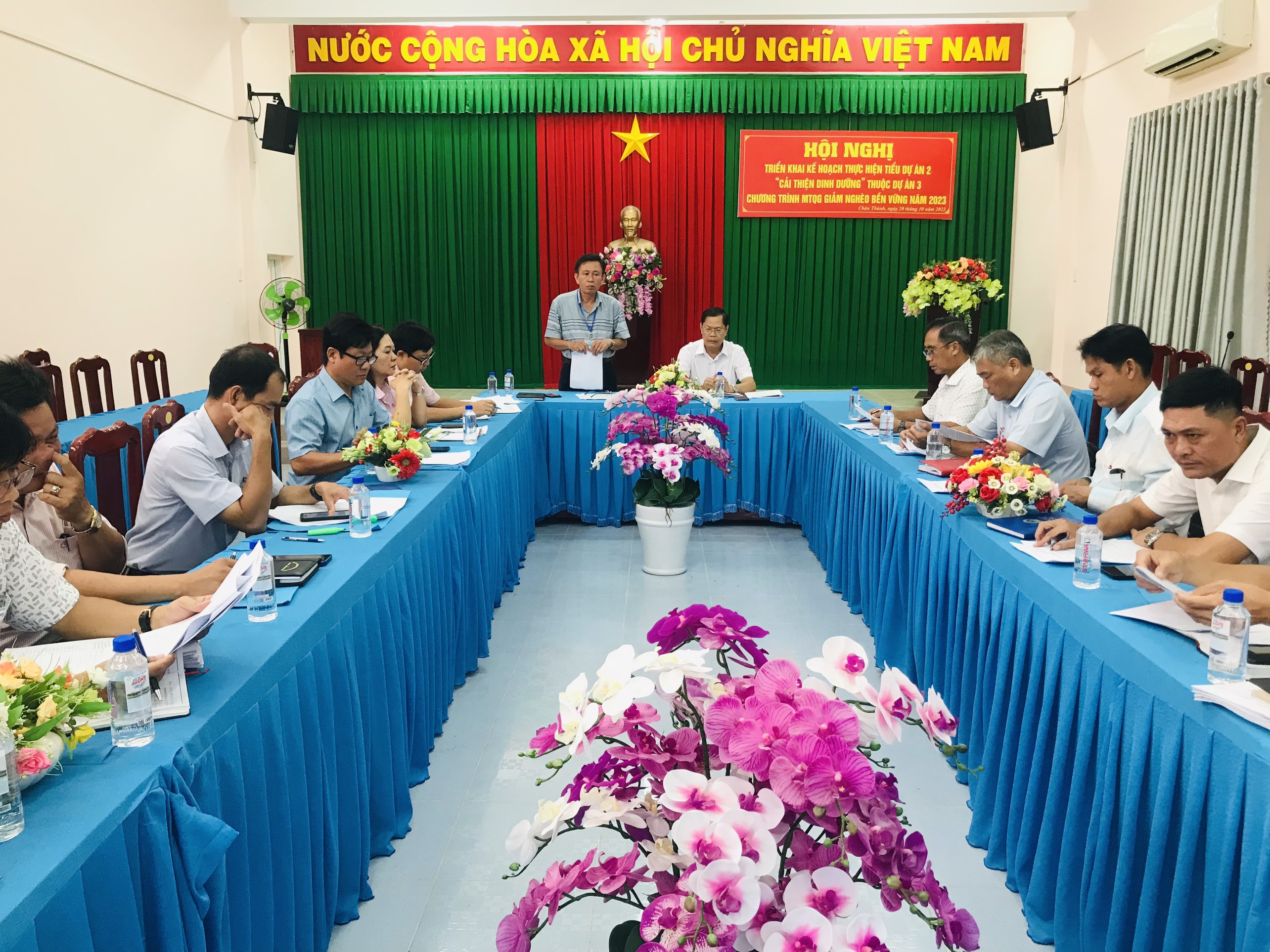 Ban đại diện Hội đồng quản trị Ngân hàng Chính sách xã hội huyện Châu Thành sơ kết tình hình hoạt động 9 tháng đầu năm và triển khai phương hướng, nhiệm vụ 3 tháng cuối năm 2023